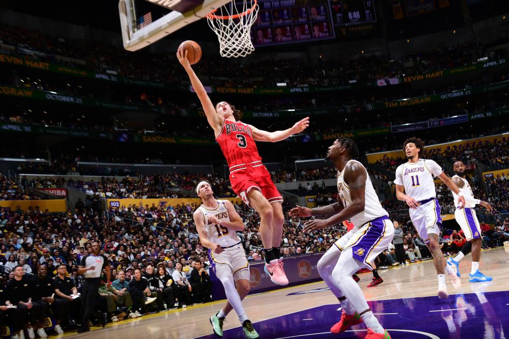 跟队：邓弗里斯很可能缺席米兰德比，奥古斯托做好顶替准备